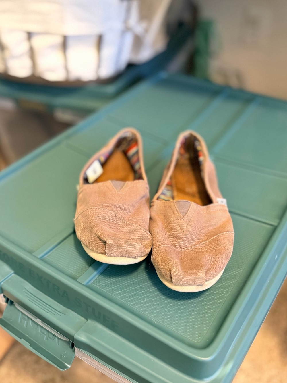 Toms Women’s Slip-On Moccasins in Light Pink